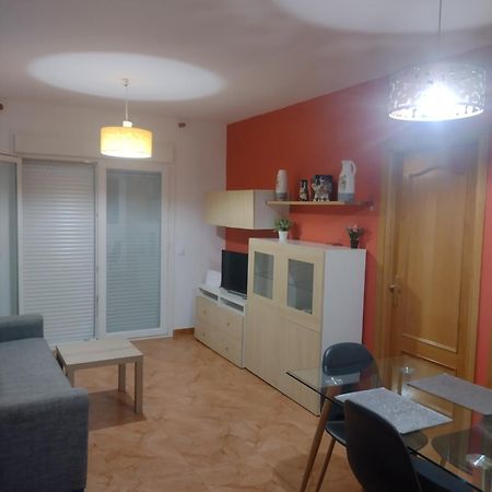 Relaxing Beach Apartment In Fuengirola Parking Экстерьер фото
